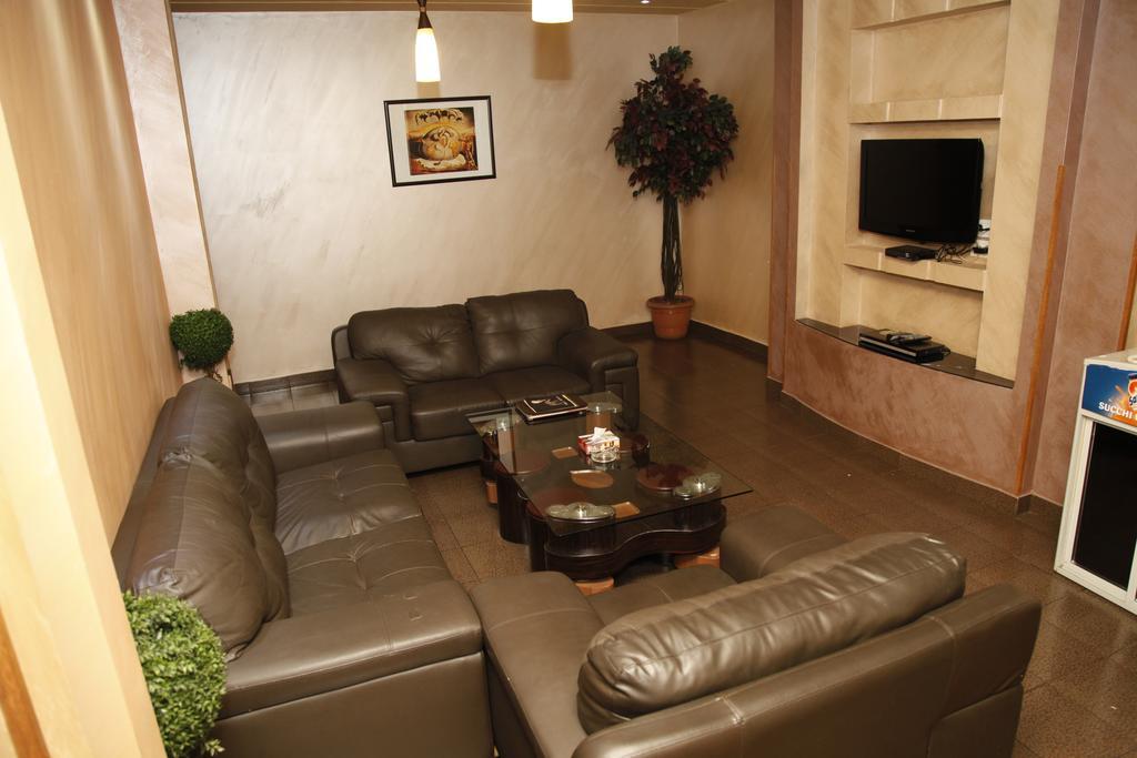 Best Hotel Yerevan Bagian luar foto