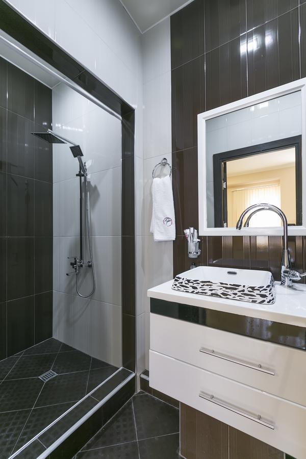Best Hotel Yerevan Bagian luar foto