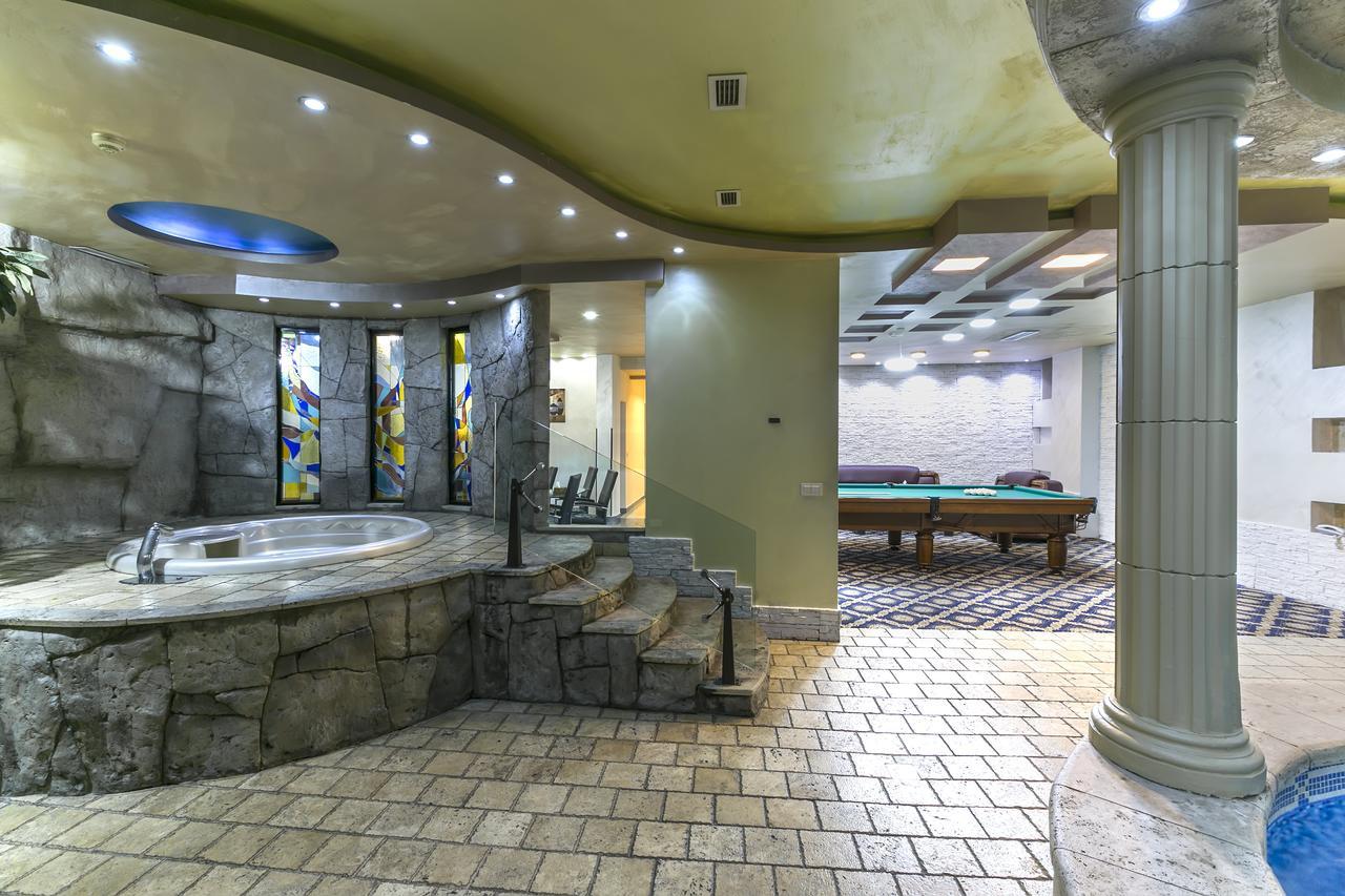 Best Hotel Yerevan Bagian luar foto