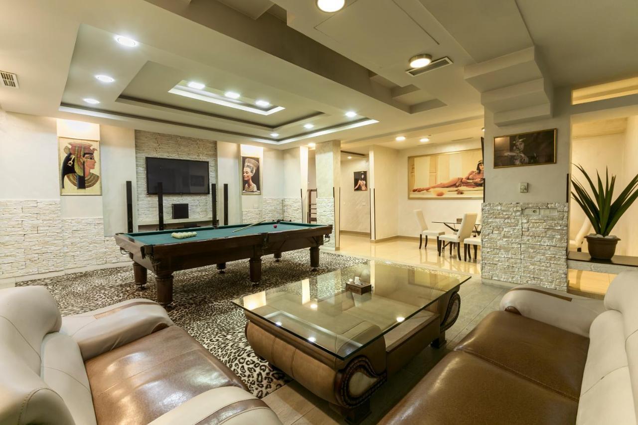 Best Hotel Yerevan Bagian luar foto