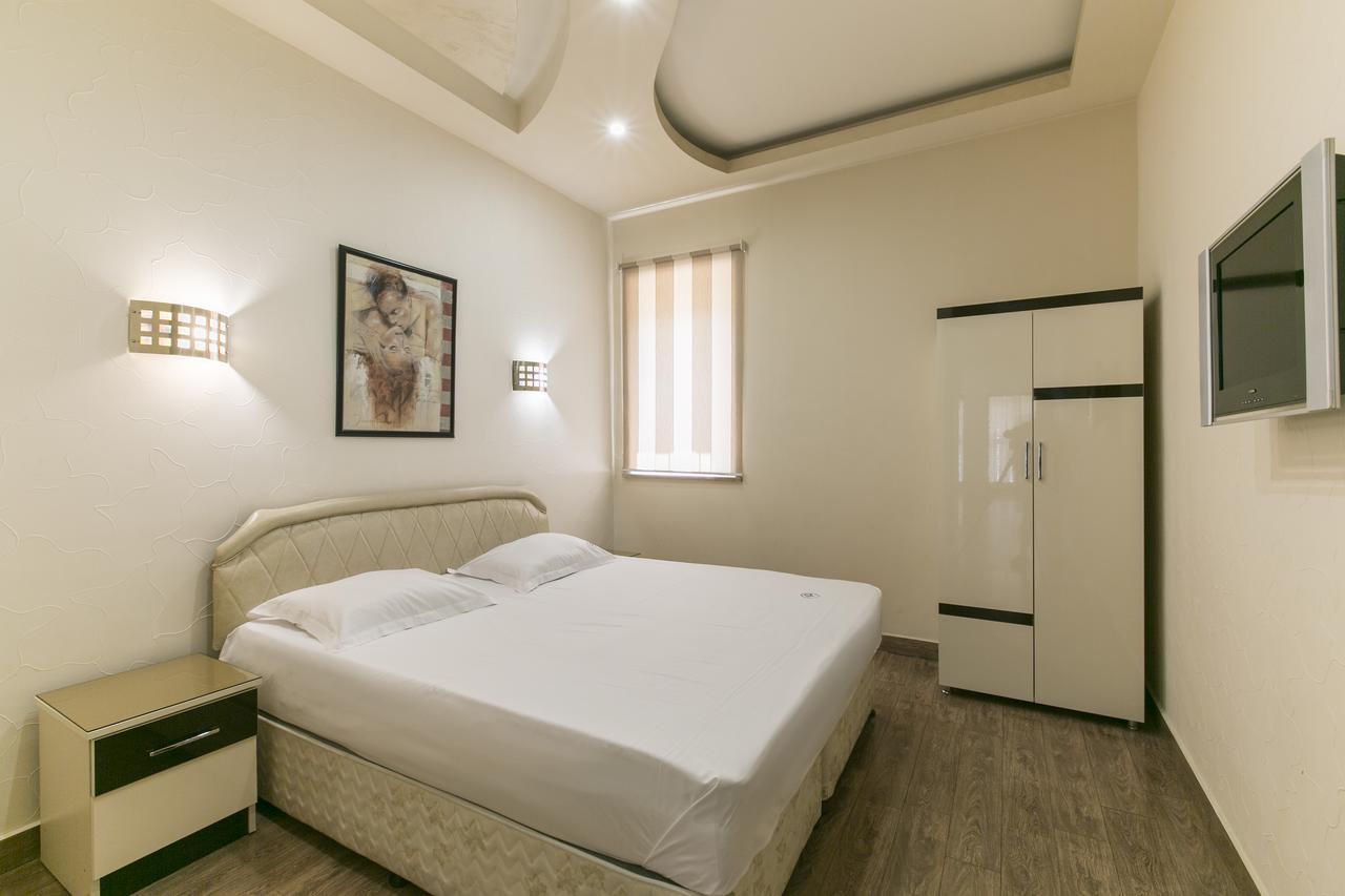 Best Hotel Yerevan Bagian luar foto
