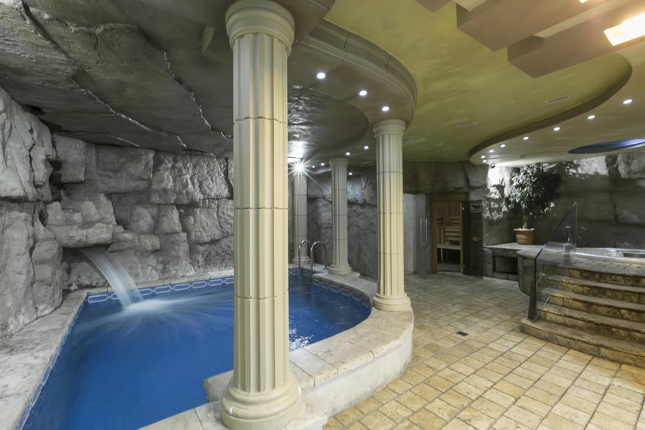 Best Hotel Yerevan Bagian luar foto